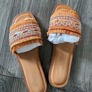 NWT Aldo Rocky Flat Sandal Bohemian Beach Boho vacay resort cruise. Size 9M